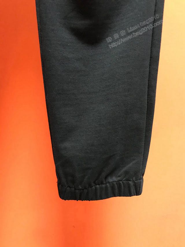 Moncler男裝 2020新款立體剪裁衛褲 Moncler黑色休閒男士長褲  tzy2546